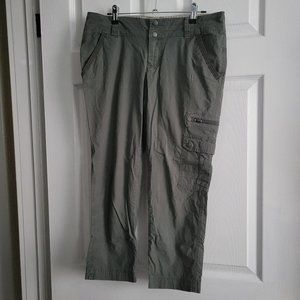 Columbia Omni Shade Cargo Capri's